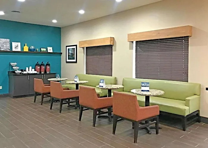 Comfort & - St Louis Area Hotel O'Fallon