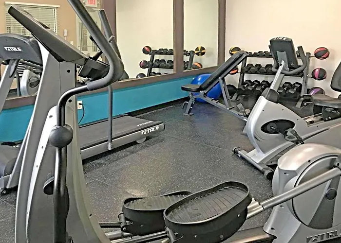 Comfort & - St Louis Area Hotel O'Fallon