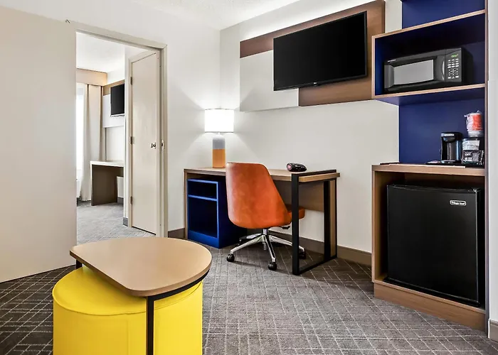 Hotel Comfort & - St Louis Area