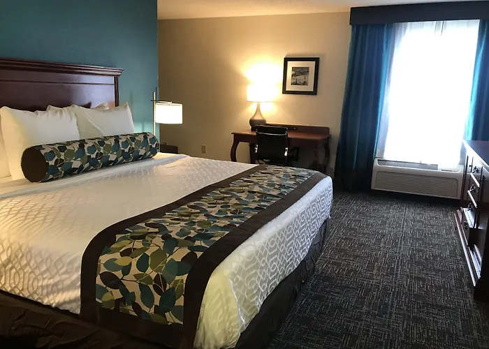 Comfort & - St Louis Area Hotel O'Fallon
