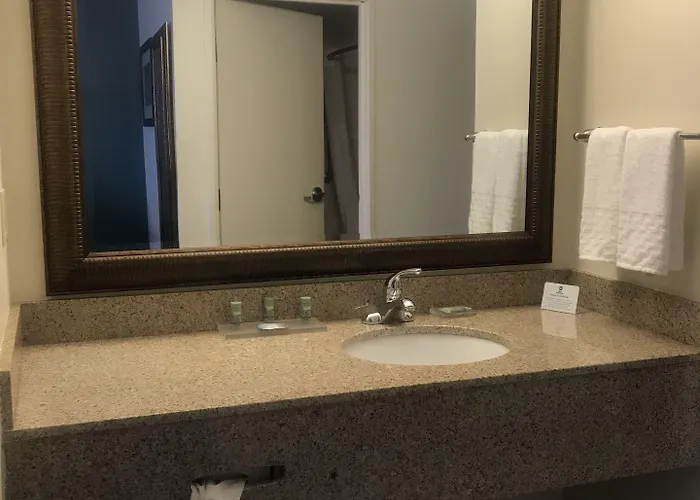 Comfort & - St Louis Area 3* O'Fallon