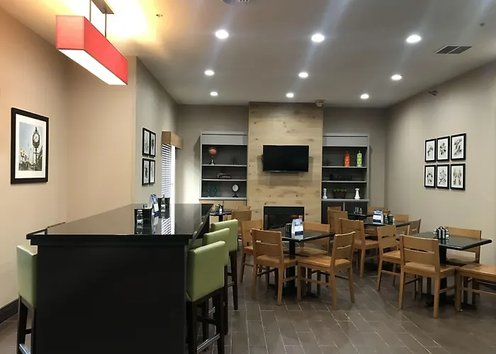 Hotel Comfort & - St Louis Area O'Fallon