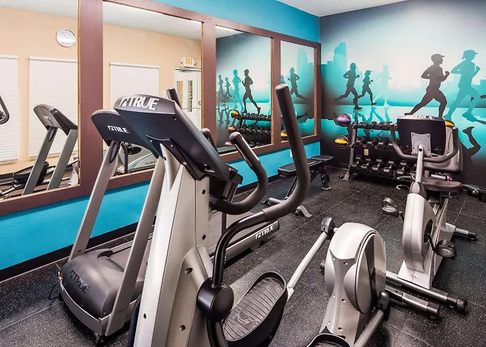 Comfort & - St Louis Area Hotel