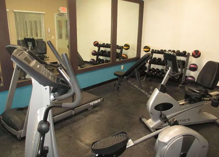 Comfort & - St Louis Area Hotel