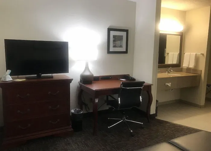 Comfort & - St Louis Area 3*