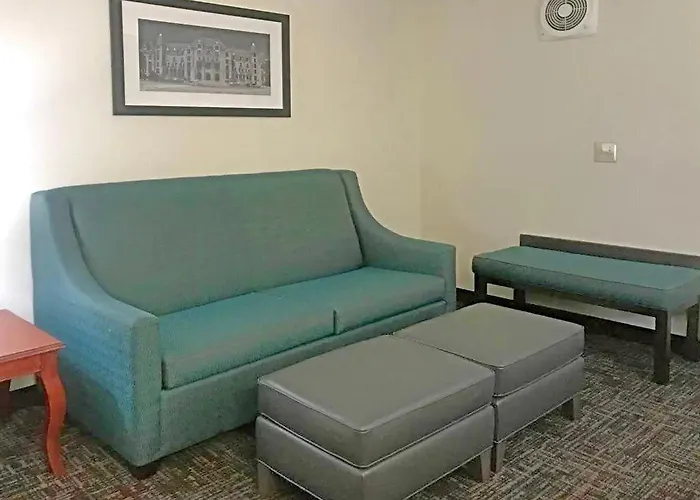 Comfort & - St Louis Area Hotel 3*